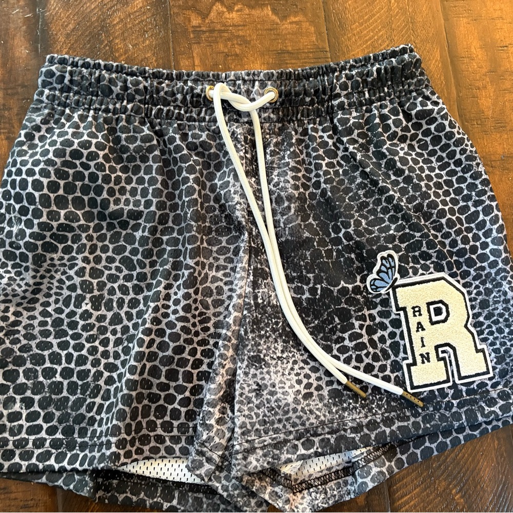 Ryoko Rain Shorts in Gray and Black with White Appliqué and Butterfly, Small